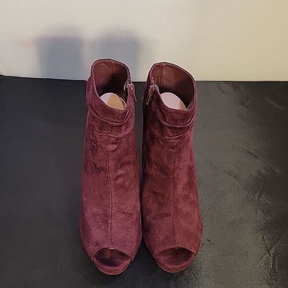 CHARLOTTE RUSSE SUEDE PEEP TOE ANKLE CUTOUT BLOCK HEEL SLOUCH PLASFORM BOOTIE - Picture 4 of 16